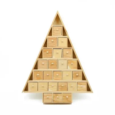 Незаконченный адвент-календарь с 24 ящиками